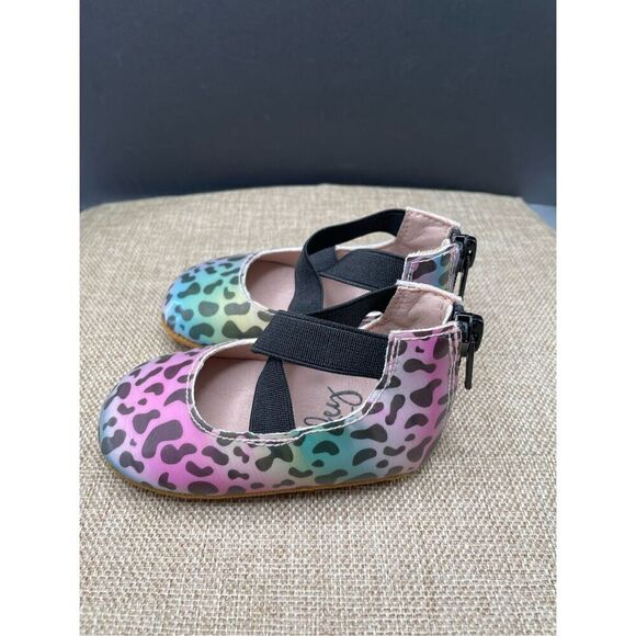 Monkey Feet Baby Girl Shoes Size 6-12 Months New Cheetah Print - Picture 3 of 9